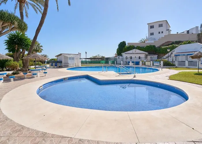 Stunning Views And Well Presented 2 Bed In Punta Lara Pc11 Villa *