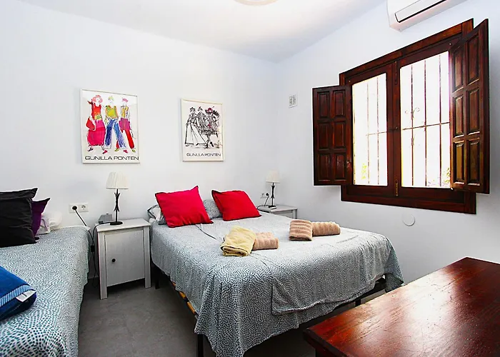 Stunning Views And Well Presented 2 Bed In Punta Lara Pc11 Villa *