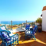 Stunning Views And Well Presented 2 Bed In Punta Lara Pc11 Villa
